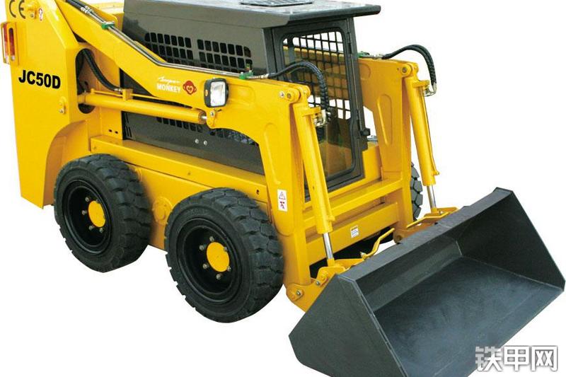 泰安鲁岳jc50d轮式滑移装载机