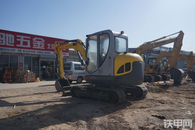 威克诺森6003挖掘机整机外观