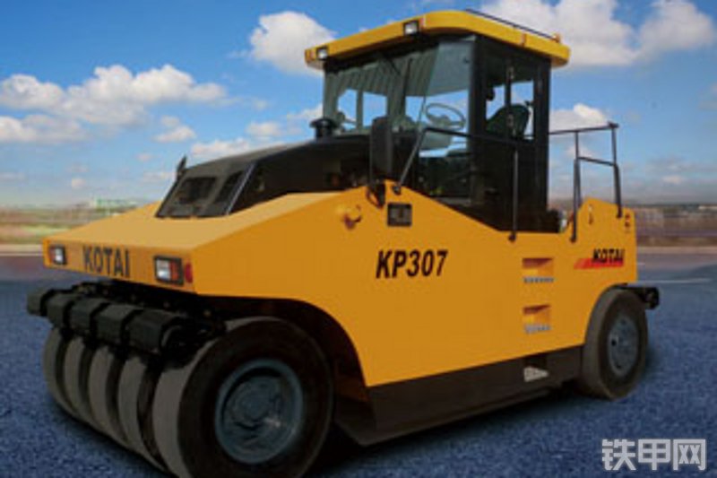 科泰重工kp307轮胎压路机