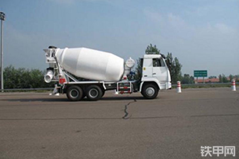 鸿达建工hdt5311gjb搅拌运输车