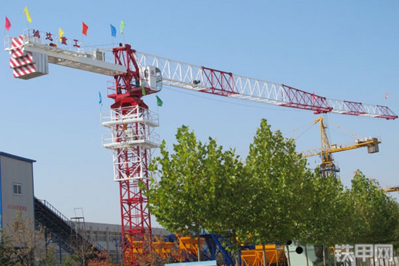 鸿达建工qtp100塔式起重机