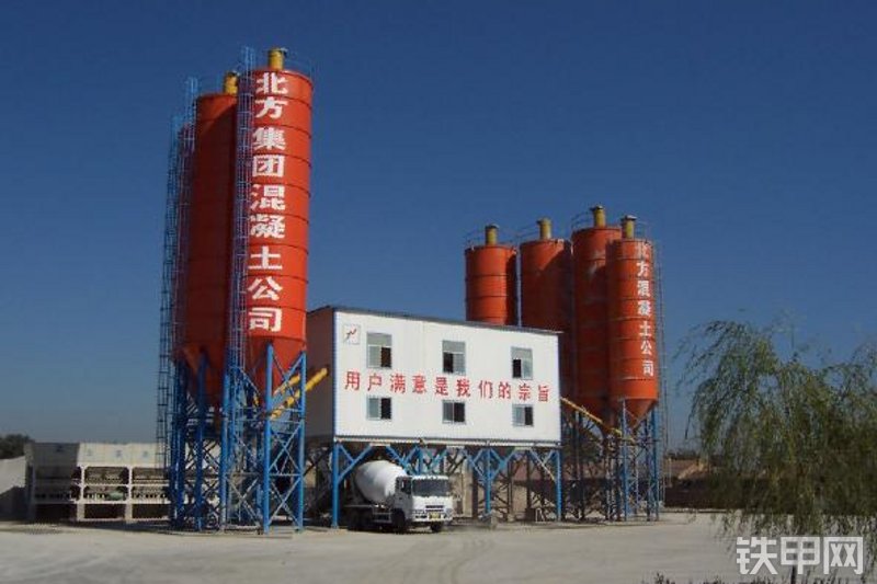 鸿达建工hzs90混凝土商混站