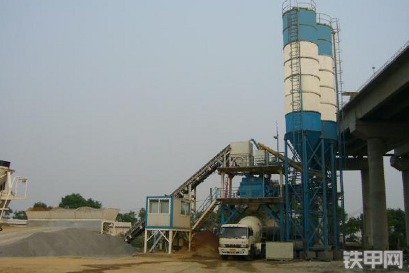 鸿达建工hzs75b混凝土商混站