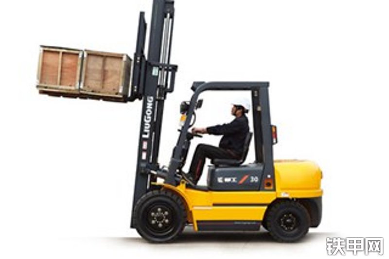 柳工cpcd30内燃式叉车