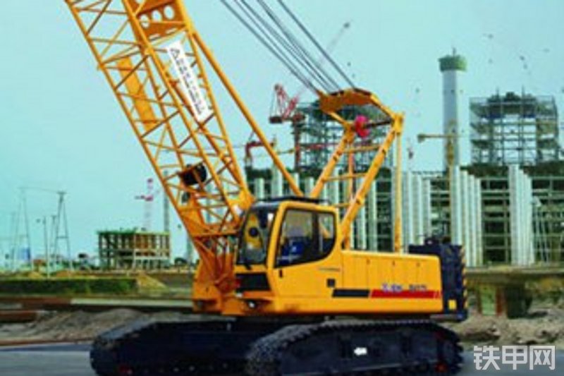 徐工quy75履带式起重机