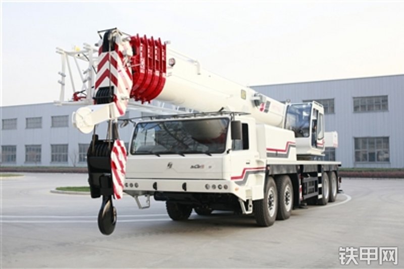 京城重工qy75e汽车起重机