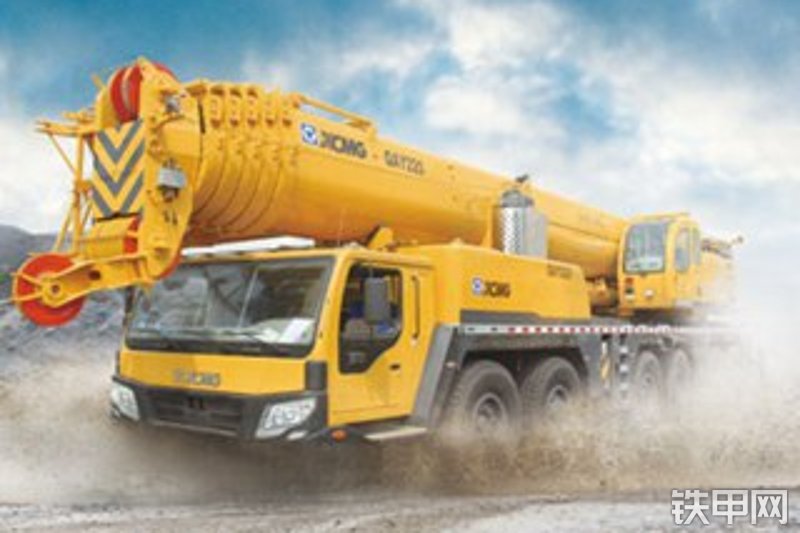 特雷克斯qay220-sq全路面汽车起重机