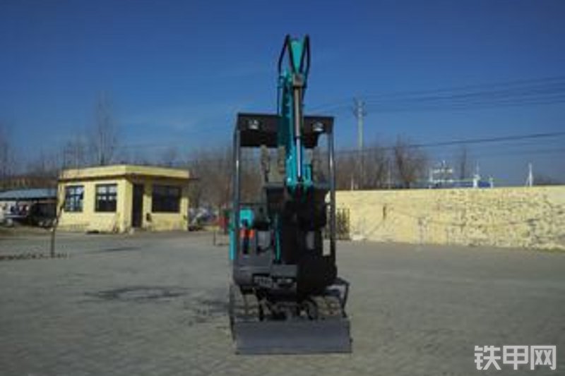 华夏山工SG15-9挖掘机整机外观