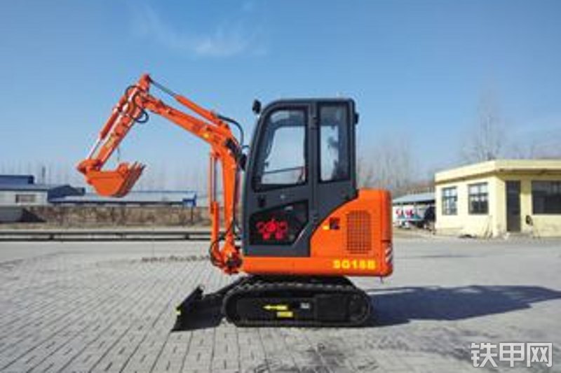 华夏山工SG18-9挖掘机整机外观