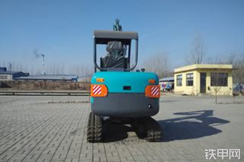 华夏山工SG25-9挖掘机整机外观