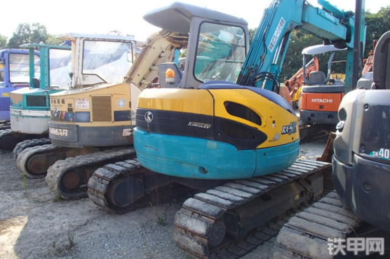 久保田RX-503挖掘机整机外观