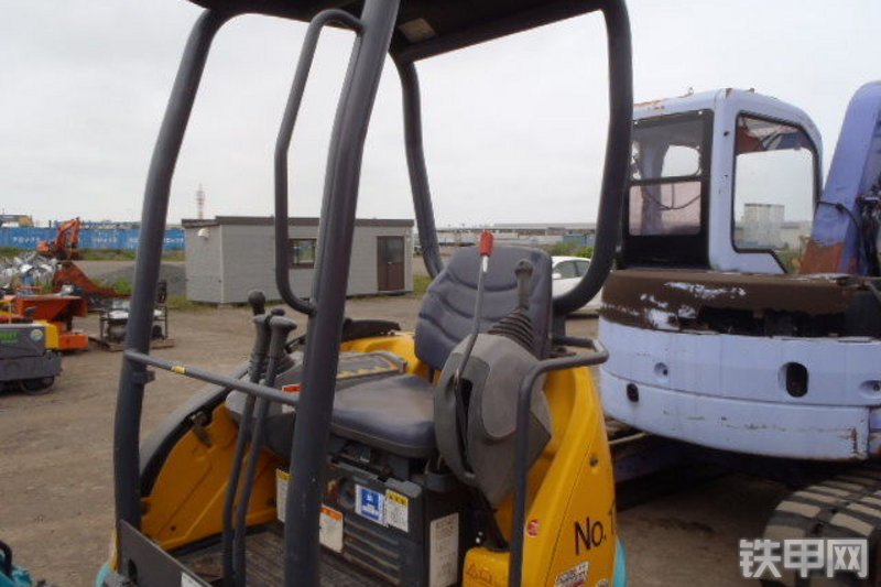 久保田U-20-3S挖掘机局部