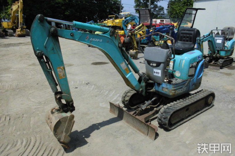 久保田U-10-3挖掘机整机外观