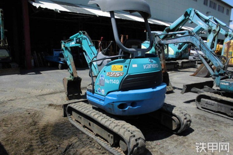 久保田U-25-3S挖掘机整机外观