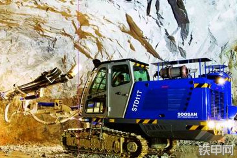 水山std11t液压式凿岩机