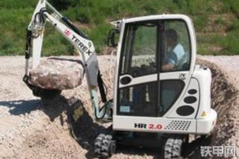 特雷克斯hr2履带式挖掘机