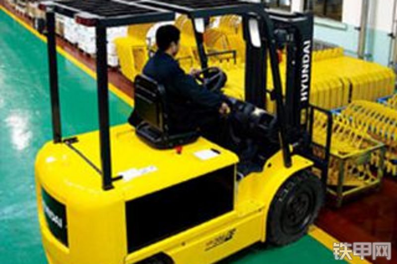 现代hb25e-07电动式叉车