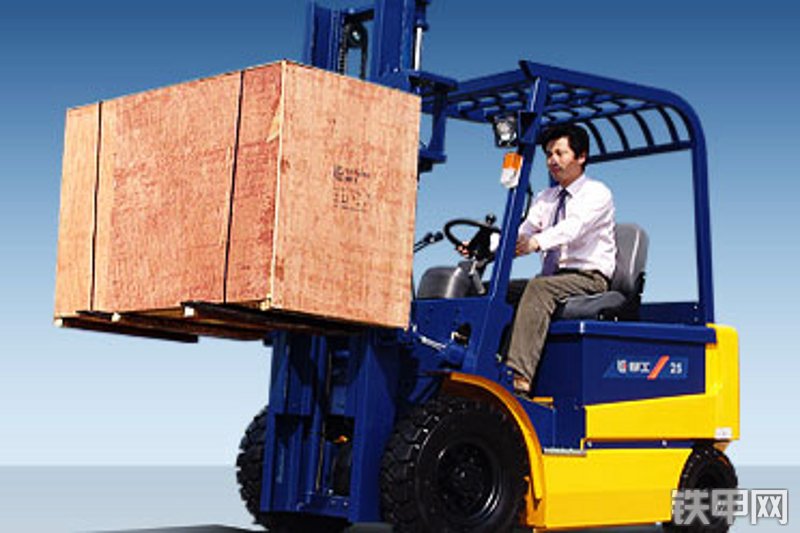 柳工cpd25电动式叉车