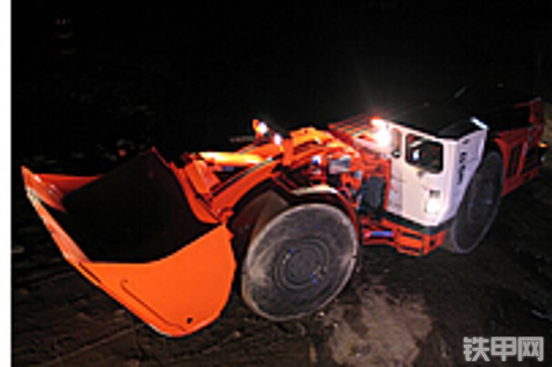 山特维克lh517自行式铲运机