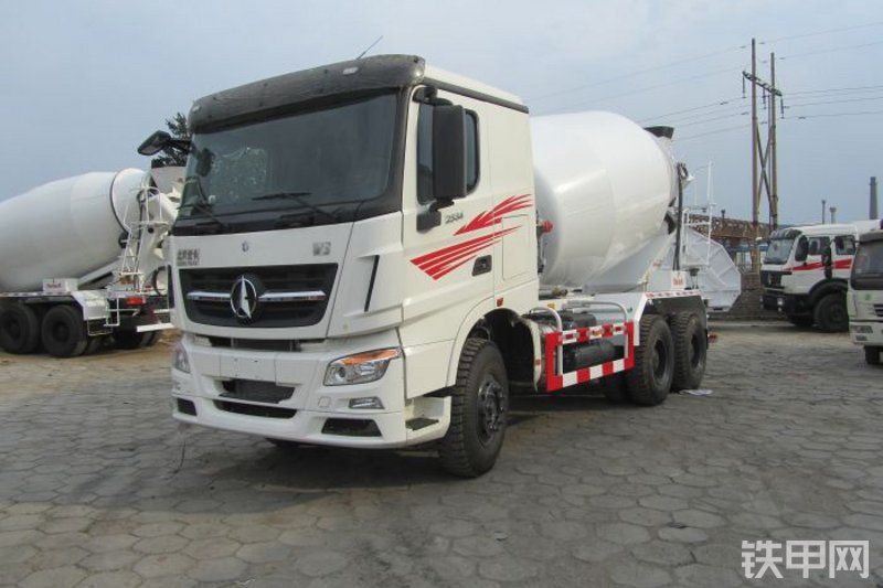 北方巴里巴v3b10nv搅拌运输车