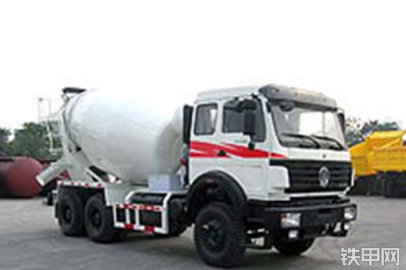 成龙威nd1257b38j搅拌运输车