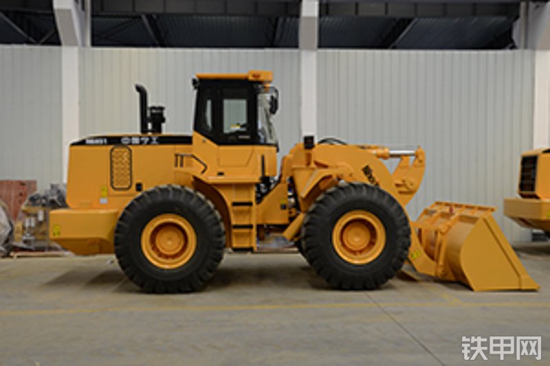 宁工重机NG851装载机整机外观