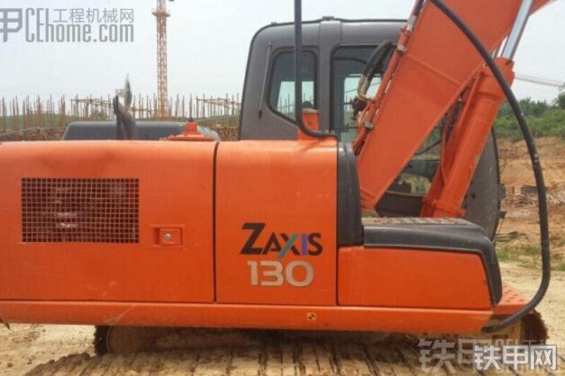日立ex130k-5履带式挖掘机