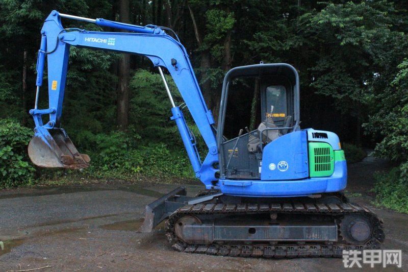 日立ex80u履带式挖掘机
