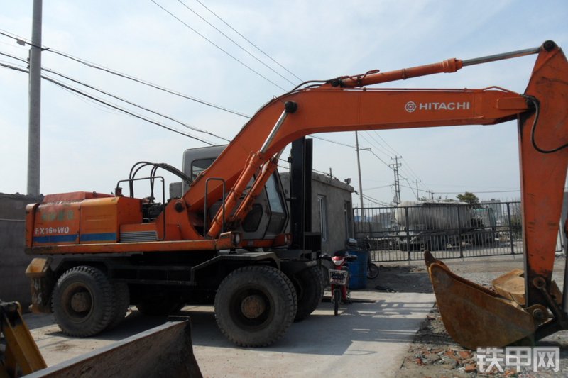 日立ex160wds履带式挖掘机