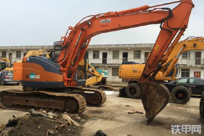 日立ex150履带式挖掘机