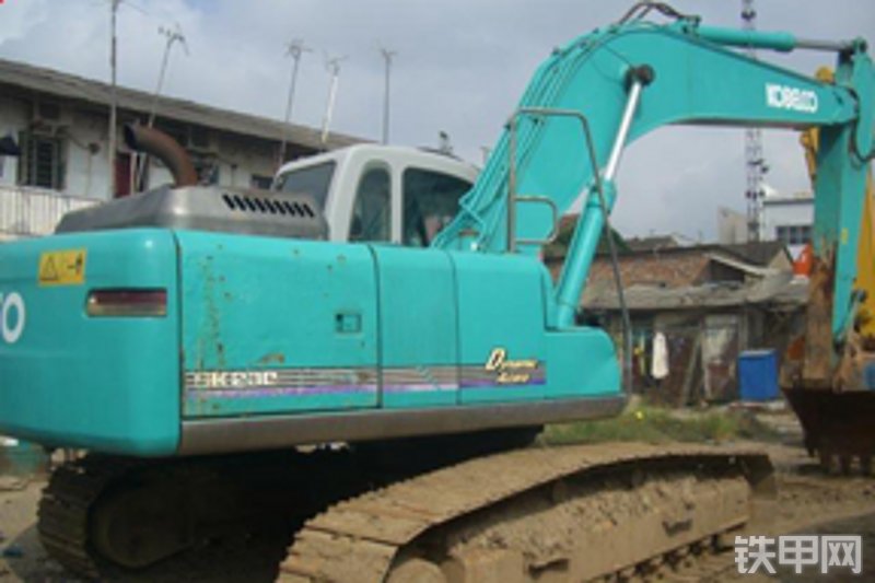 神钢sk230lc履带式挖掘机