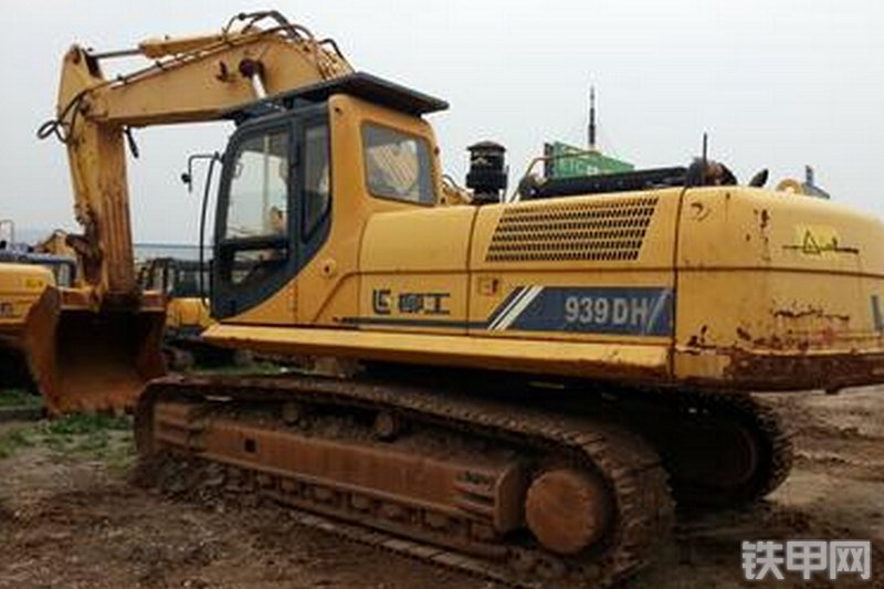 柳工clg935c履带式挖掘机