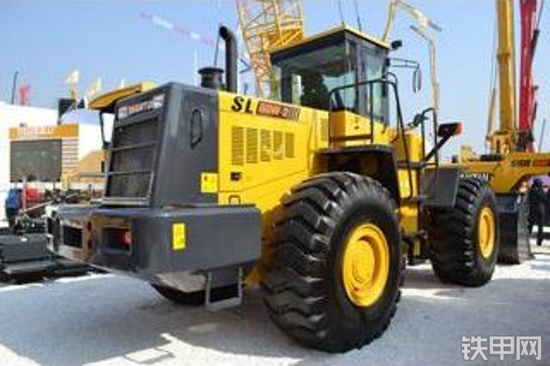 山推sl60w轮式装载机