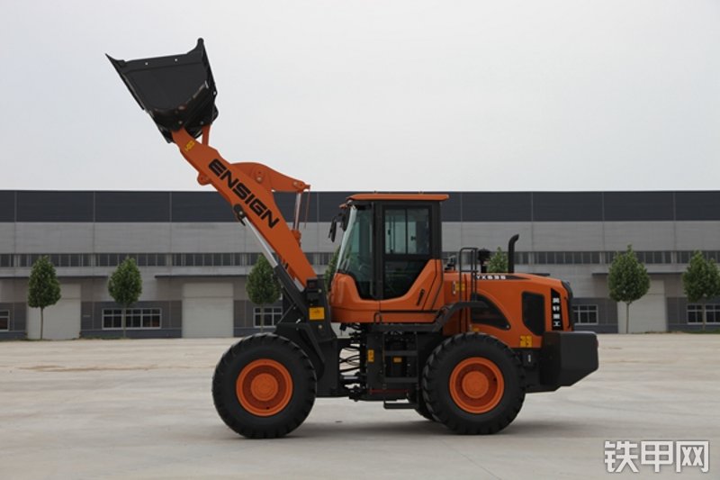 英轩重工YX635装载机整机外观