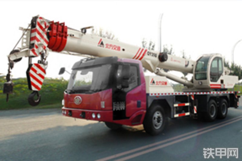 北方交通qy20u-jf汽车起重机