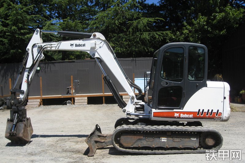 山猫337g履带式挖掘机