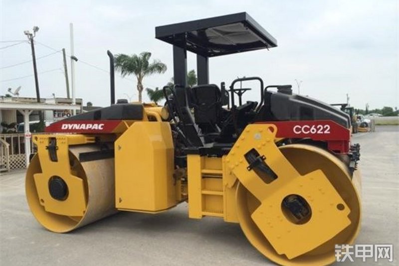 戴纳派克cc622双钢轮压路机