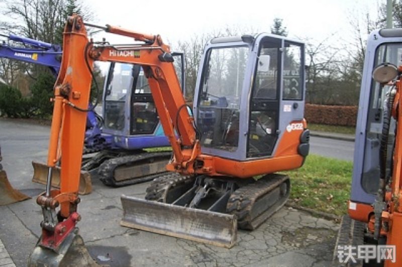 日立ex30履带式挖掘机