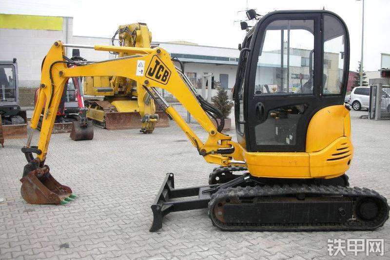 杰西博8032zts履带式挖掘机