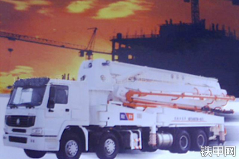 鸿达建工hdt5280thb37-4泵车