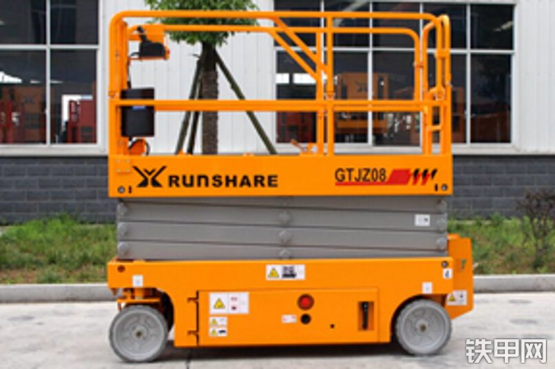 运想重工gtjz08剪叉式高空作业平台