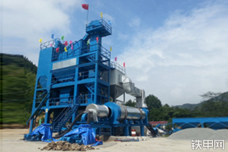 华山lqg2000间歇式沥青搅拌站