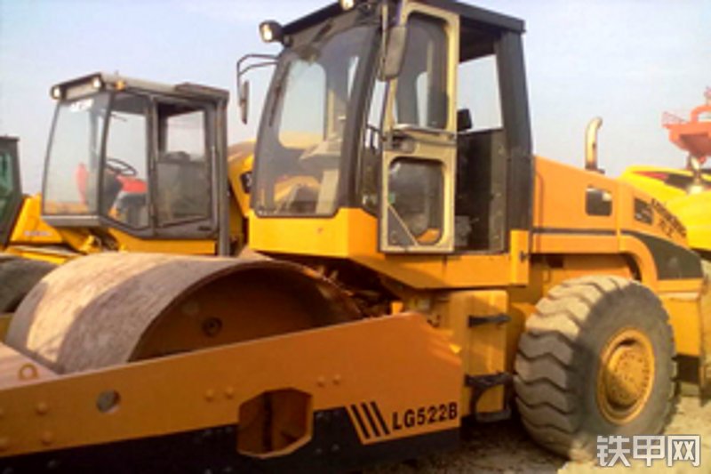 龙工lg522b单钢轮压路机