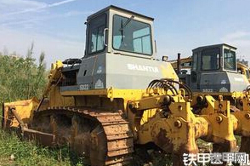 山推sd22履带式推土机