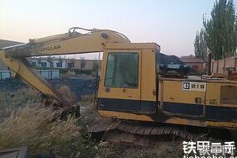 卡特彼勒cat215履带式挖掘机