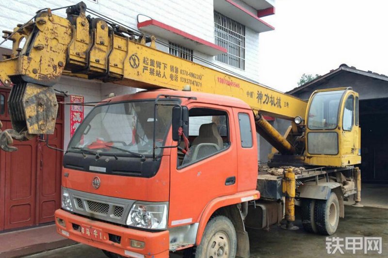 兰考神力重工sljx-8t汽车起重机