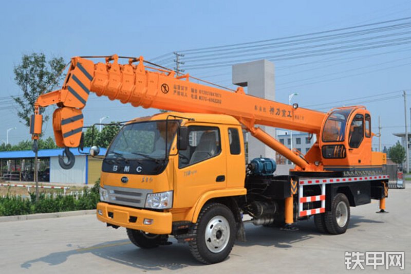 兰考神力重工2014k10t汽车起重机