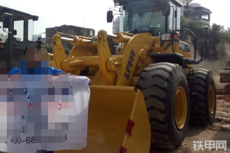 欣龙腾xlt955轮式装载机