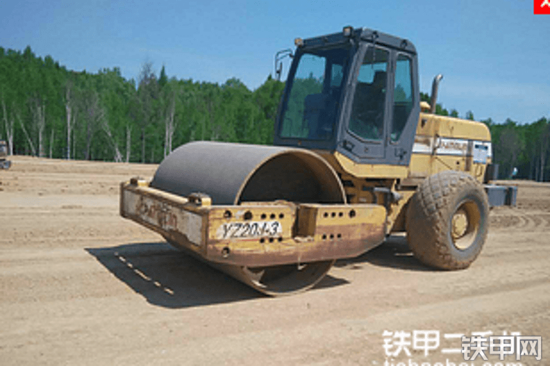 国机常林yz20j-3单钢轮压路机