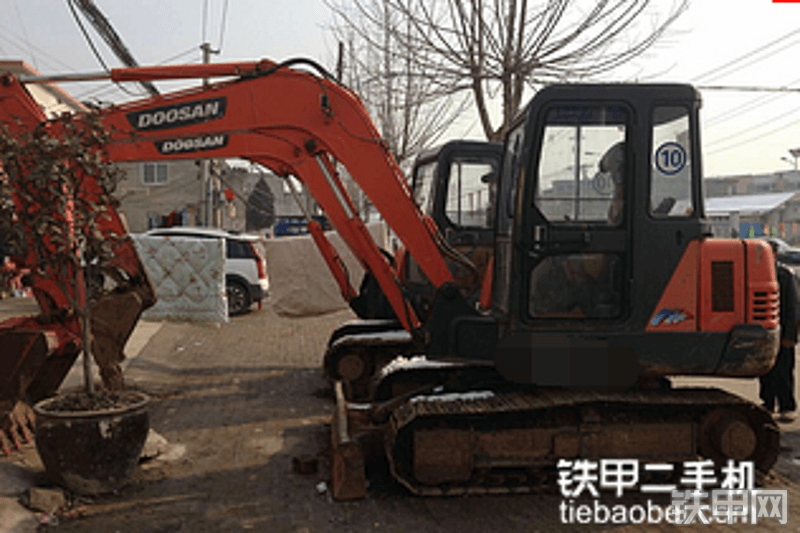 迪万伦dh55g-cn10履带式挖掘机